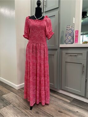 max studio pink dress Max Studio Women's Long Sleeve V Neck Tiered Maxi Dress, Cream/Pink Floral Clover Field, Large at Amazon Women's Clothing store